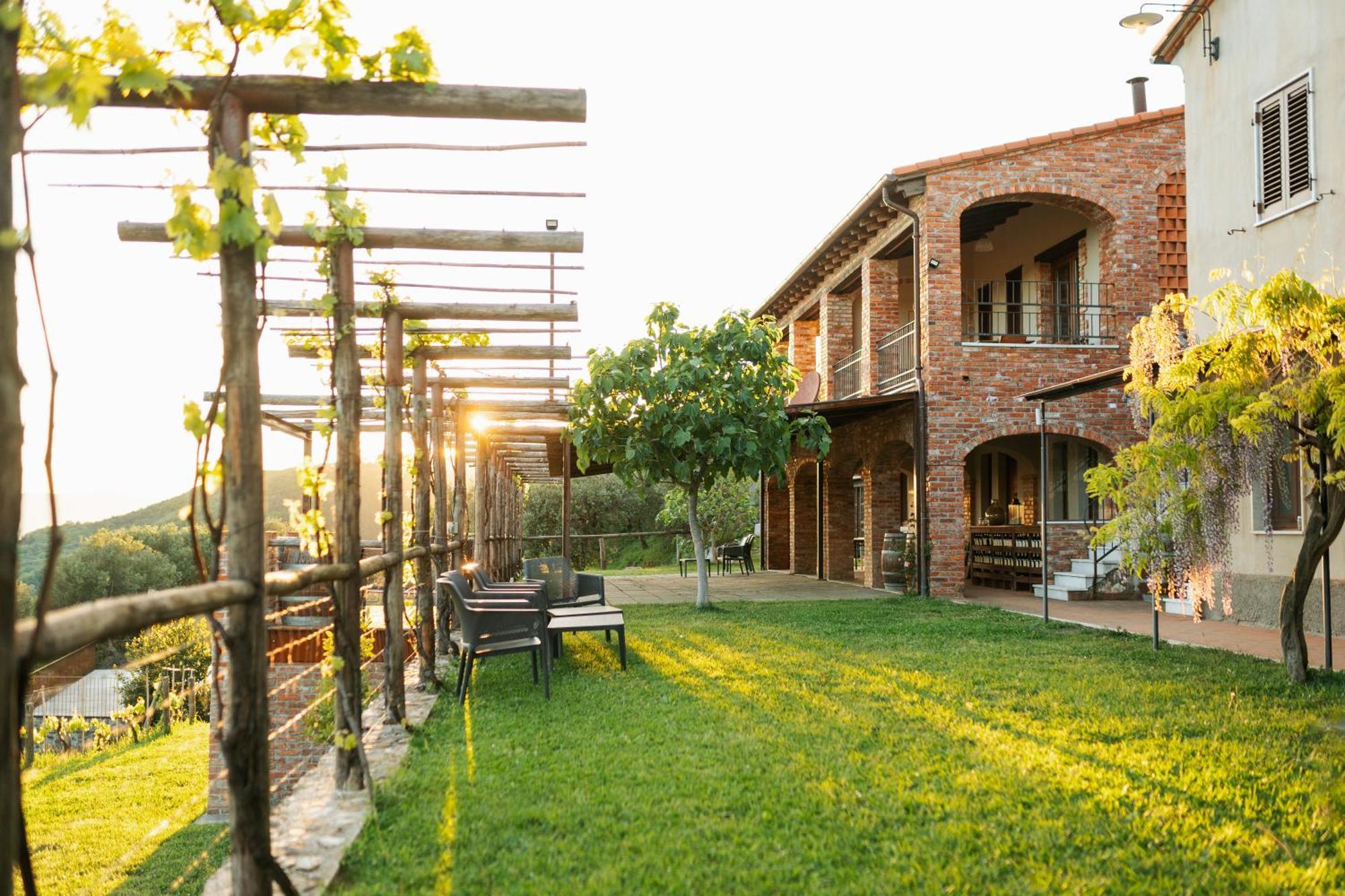 Agriturismo La Burlanda Fosdinovo Εξωτερικό φωτογραφία